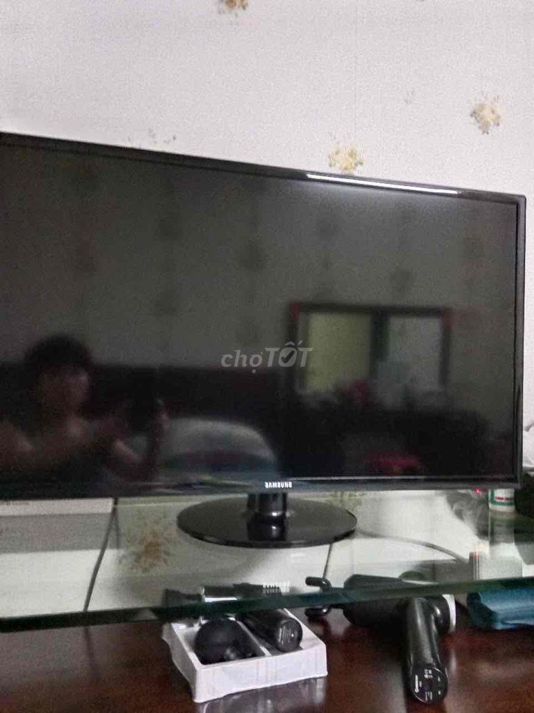 TV LG 43” internet, remote thông minh + TV SS 32”