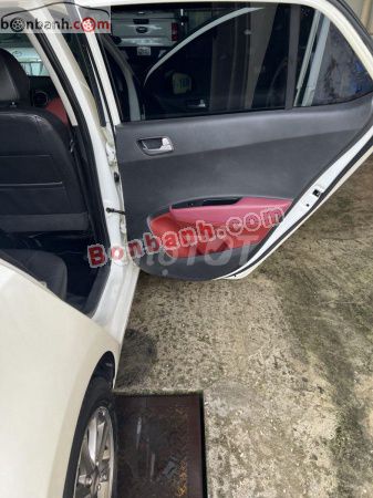 Hyundai i10 Grand 1.2 AT 2014. Mua bán Ô tô tại Thành phố Thanh Hóa Thanh Hóa được đăng bởi Phạm quang lợi hình 3