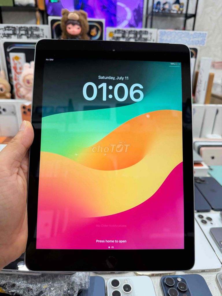 Apple iPad Gen 6 32GB + 4G Xám Pin 90 Zin Màn Đẹp. Mua bán Máy tính bảng tại Thành phố Thủ Đức Tp Hồ Chí Minh được đăng bởi Táo Uy Tín Chuyên Cung Cấp Sỉ Và Lẻ Tuyển Công Tác Viên hình 1