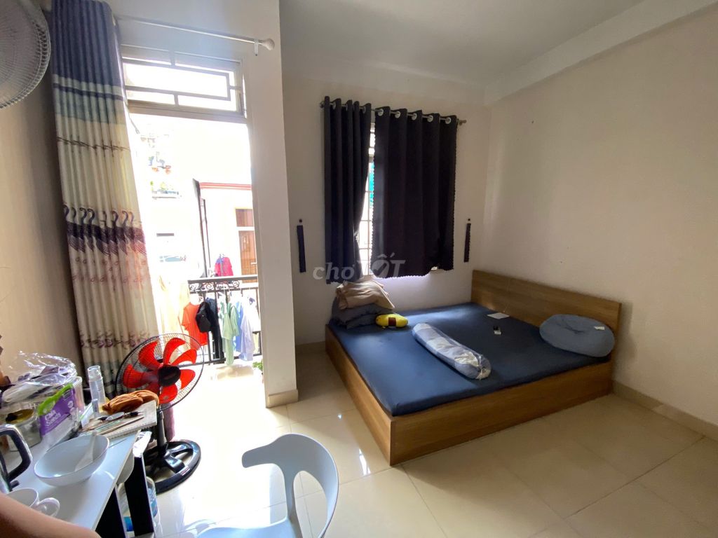 Pass Phòng trọ có ban công, cửa sổ, full nội thất trung tâm