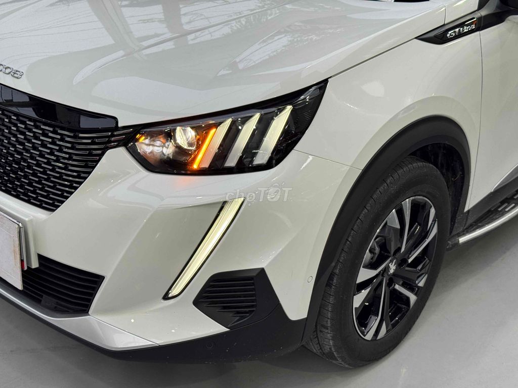 Peugeot 2008 2024 GT Line 1.2 AT - 3600 km. Mua bán Ô tô tại Thành phố Thủ Đức Tp Hồ Chí Minh được đăng bởi Long Auto Vạn Phúc hình 4