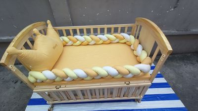 Bộ Cũi giường cho bé kèm nệm, màn cọc, quâymới99%