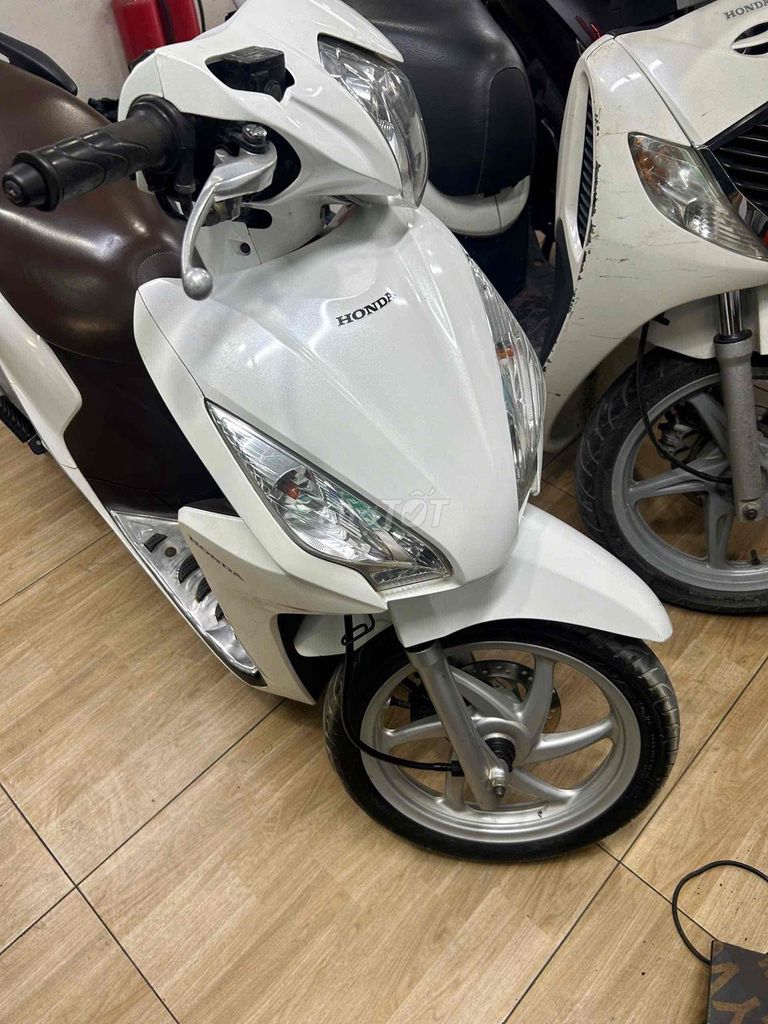 Honda Vision Белый