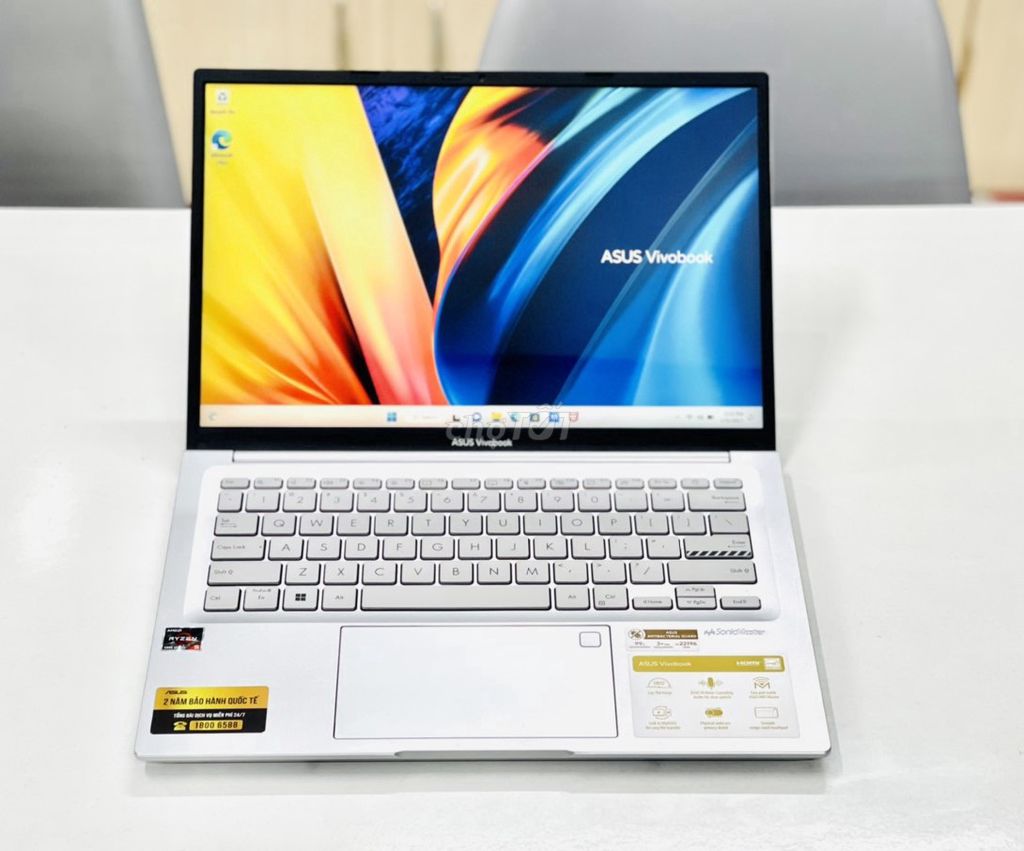 Asus Vivobook M1403QA Ryzen 7 5800H Màn OLEB 3K