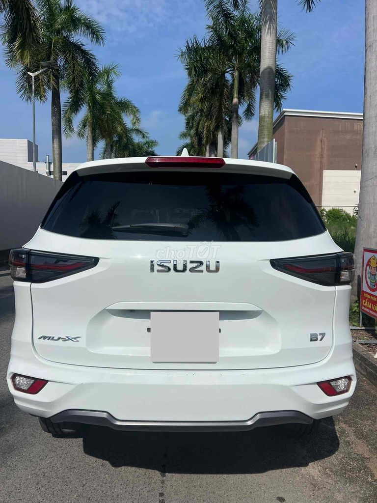 Isuzu Mu X 2022 B7 4x2 MT - 70000 km chuẩn zin. Mua bán Ô tô tại Thành phố Thủ Đức Tp Hồ Chí Minh được đăng bởi Tân hình 5