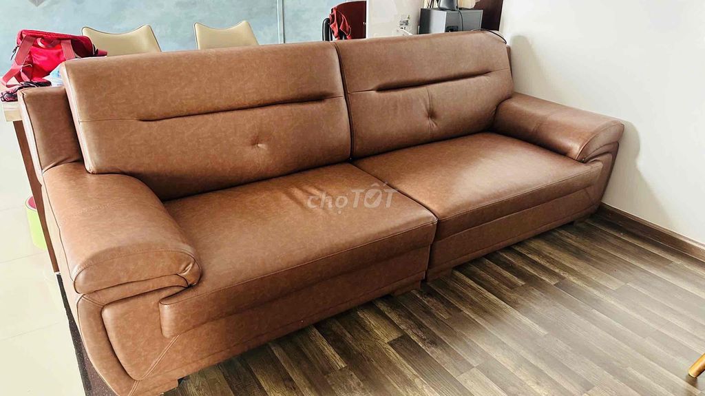 dọn nhà bộ bàn ghế sofa đẹp mới mua 20tr bán 4,6