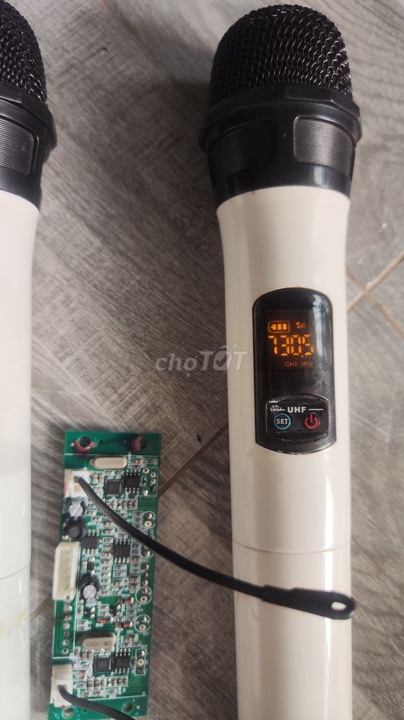 Micro loa kéo Acnos nguyên zin hát tốt . Mua bán Tivi, Âm thanh tại Huyện Hóc Môn Tp Hồ Chí Minh được đăng bởi Hoàng hình 1