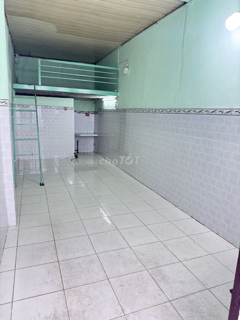 Phòng trọ siêu rộng, yên tĩnh, đối diện Đại Học Luận Quốc Lộ 13
