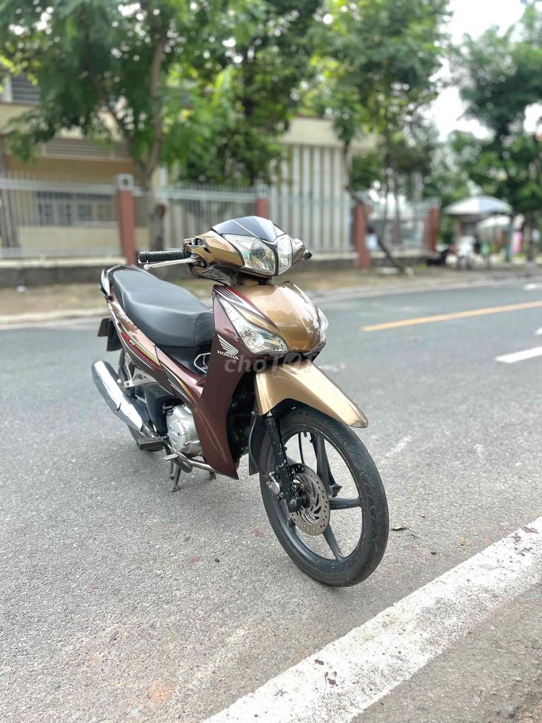 HONDA FUTURE 125 - MÁY ÊM RU. Mua bán Xe máy tại Thị xã Tân Uyên Bình Dương được đăng bởi Hồ Hoàng Cảnh   hình 6