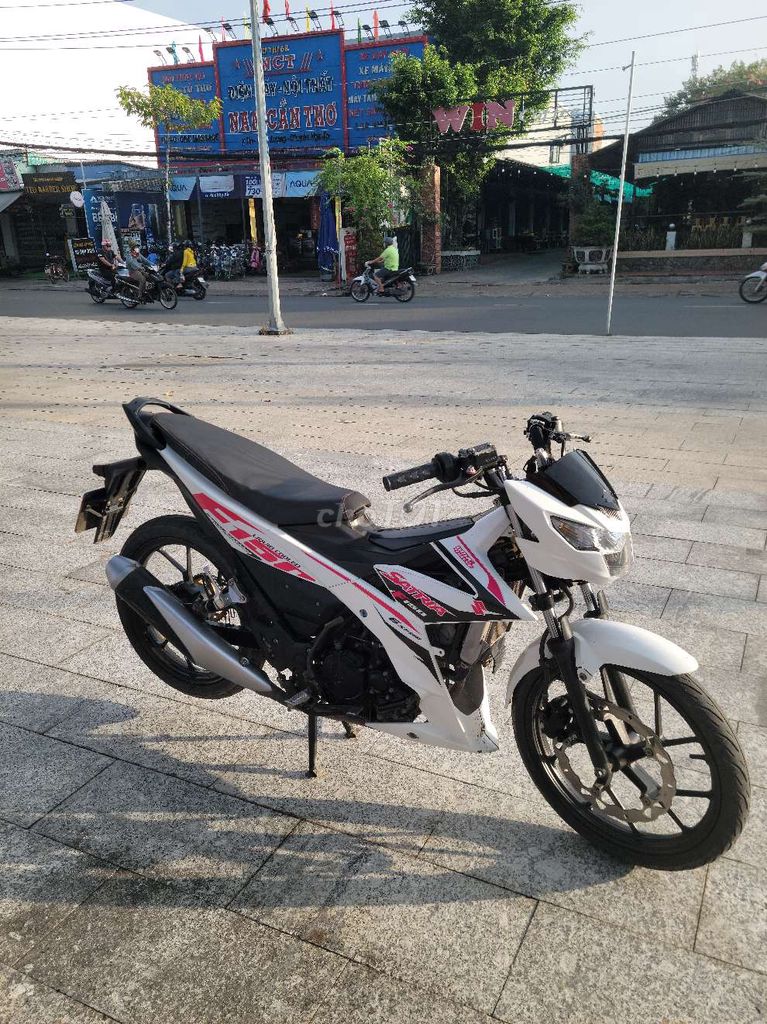 Suzuki Satria F150 Trắng đen hồng Rất mới. Mua bán Xe máy tại Quận Thốt Nốt Cần Thơ được đăng bởi Nguyễn Minh  hình 1
