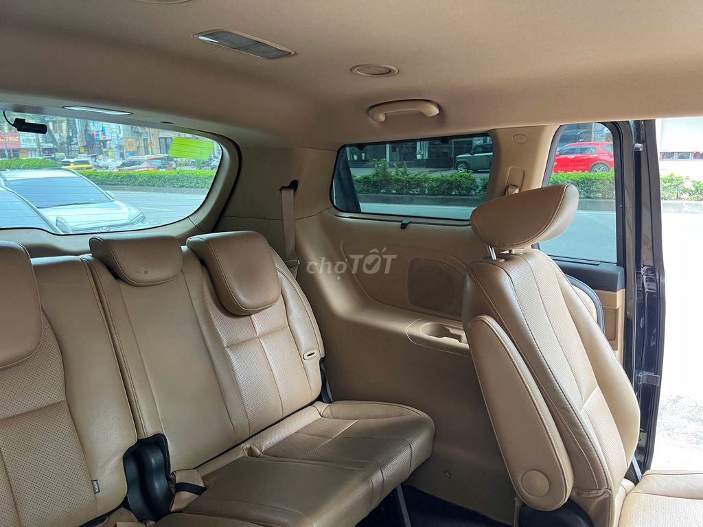 Kia Sedona 2019 2.2 DAT Deluxe - 80000 km. Mua bán Ô tô tại Quận Long Biên Hà Nội được đăng bởi AUTO TÂN HƯNG THỊNH hình 16