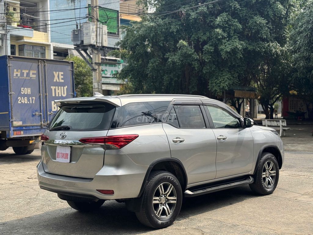 Toyota Fortuner 2017 Số sàn Bạc. Mua bán Ô tô tại Huyện Hóc Môn Tp Hồ Chí Minh được đăng bởi CHỢ Ô TÔ AN SƯƠNG hình 6