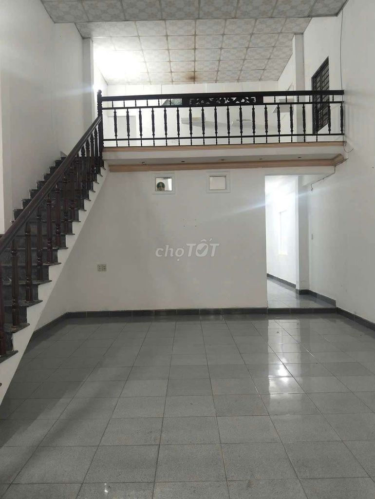 nhà gác đúc khu hoà thọ đông