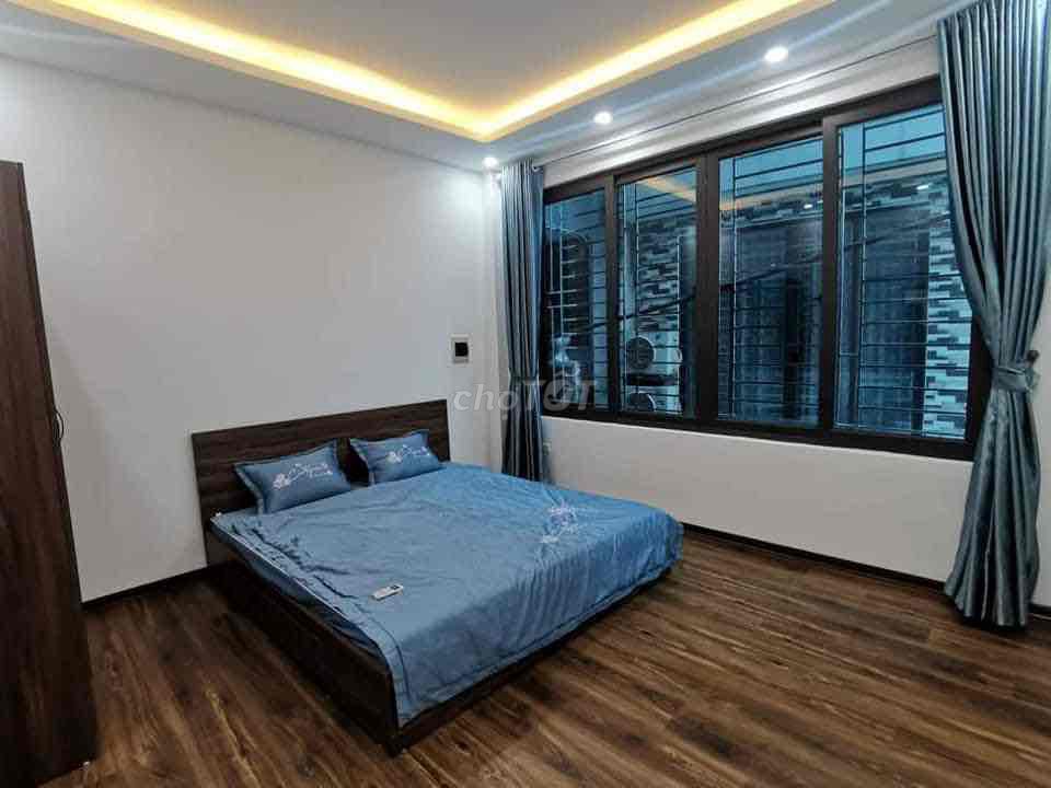 Có 102 Hoàng Hoa Thám! 43m2 4 Tầng, Kinh Doanh, Đầu Tư,Ô Tô, Nhà Đẹp