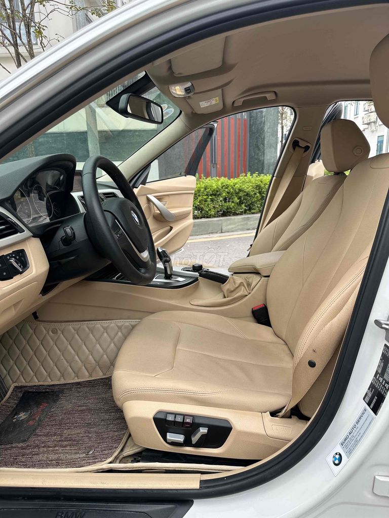 BMW 3 Series 2015 320i - 96839 km. Mua bán Ô tô tại undefined undefined được đăng bởi TIẾN QUÂN CAR hình 11