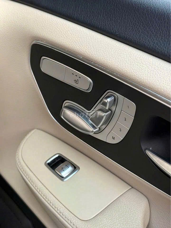 V250 Luxury 2020 zin 3,7 vạn miles. Mua bán Ô tô tại Quận 7 Tp Hồ Chí Minh được đăng bởi Tuấn Luật Sư Nhà Đất hình 6
