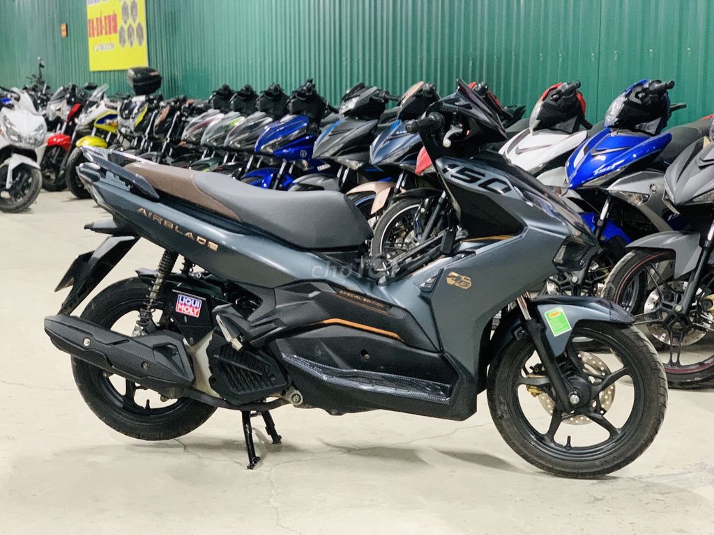 XE MÁY THANH TÙNG_HONDA  AIR BLADE 150 XANH ĐÁ 223. Mua bán Xe máy tại Quận Nam Từ Liêm Hà Nội được đăng bởi THANH TÙNG hình 2