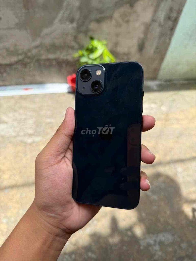 iPhone 13 128GB Đen. Mua bán Điện thoại tại Quận Tân Phú Tp Hồ Chí Minh được đăng bởi Ng Tan Gia Huy hình 1