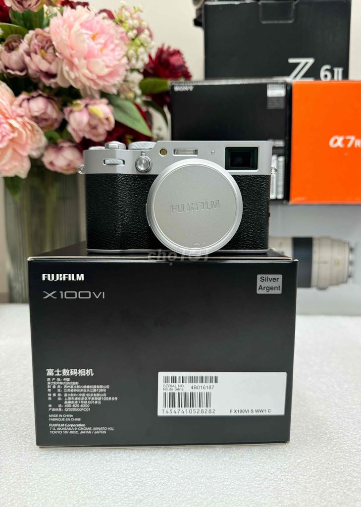 Fujifilm X100VI fullbox Mới 100% màu bạc hiếm .