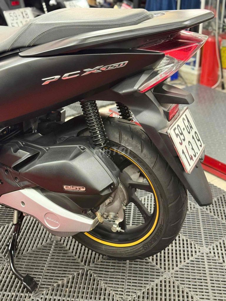Honda PCX150i 2018 с документами в отличном состоянии