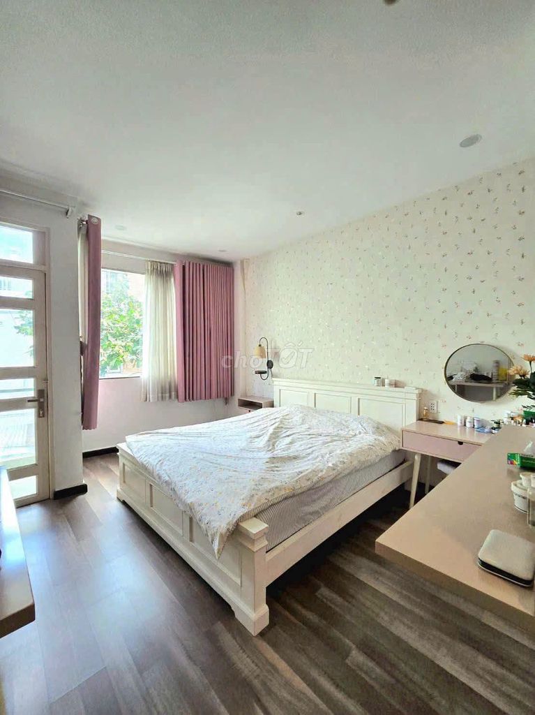 Автомобильная аллея Бинь Тхань, 55 м2, 10,5 миллиарда долларов