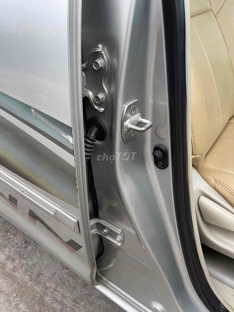 Toyota Innova 2008 bản v số at xe đẹp chất zin. Mua bán Ô tô tại Quận Ba Đình Hà Nội được đăng bởi lê phi hình 20