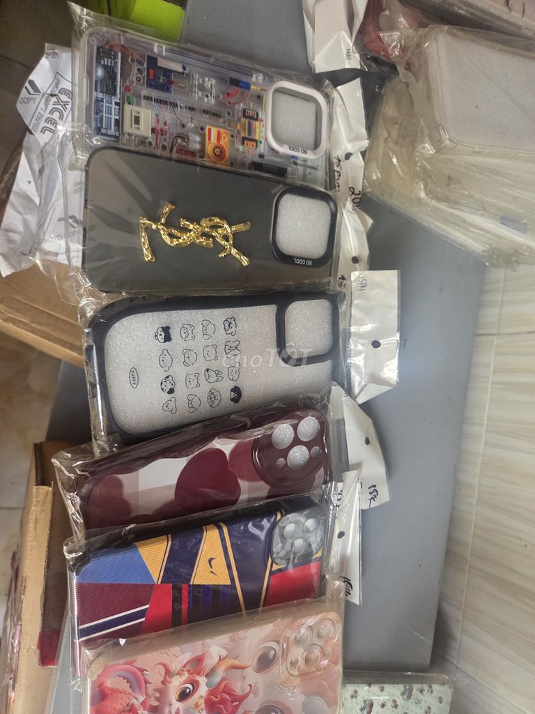 Ốp lưng iPhone X - 15 Pro Max Nhiều loại. Mua bán Phụ kiện (Màn hình, Chuột...) tại Quận Tân Bình Tp Hồ Chí Minh được đăng bởi Pum hình 1