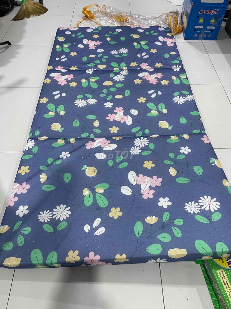 Nệm Polyester 100x200cm. Mua bán Giường, chăn ga gối nệm tại Quận Tân Bình Tp Hồ Chí Minh được đăng bởi Heo con hình 1
