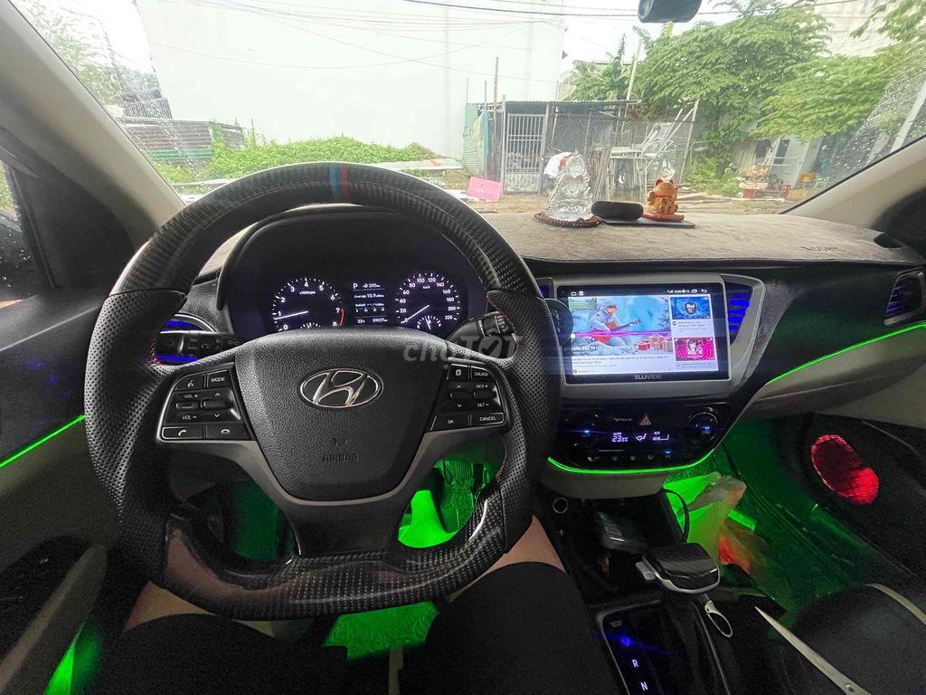 Hyundai Accent 2018 1.4 ATH - bản full cửa nốc. Mua bán Ô tô tại Quận Cẩm Lệ Đà Nẵng được đăng bởi Alex Bui hình 8