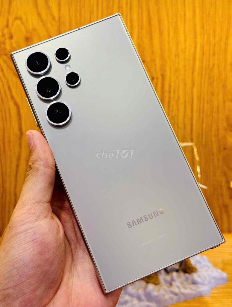 Samsung S24 Ultra 256GB Xám titan Like New. Mua bán Điện thoại tại Quận 10 Tp Hồ Chí Minh được đăng bởi Trần Như Ngọc hình 1