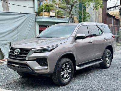 Toyota Fortuner 2022 2.4 4x2 MT - 39000 km. Mua bán Ô tô tại Thành phố Thủ Đức Tp Hồ Chí Minh được đăng bởi Trương Duy