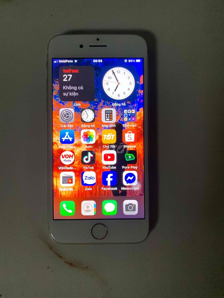 Apple iPhone 8 64GB Trắng Đã qua sử dụng. Mua bán Điện thoại tại Thành phố Vĩnh Long Vĩnh Long được đăng bởi Vĩnh Long  hình 1