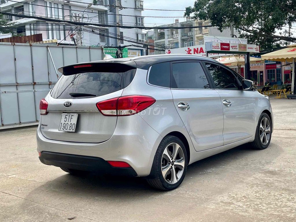 Kia Rondo Bạc 7 chỗ Số tự động. Mua bán Ô tô tại Quận Bình Tân Tp Hồ Chí Minh được đăng bởi Tài hình 10