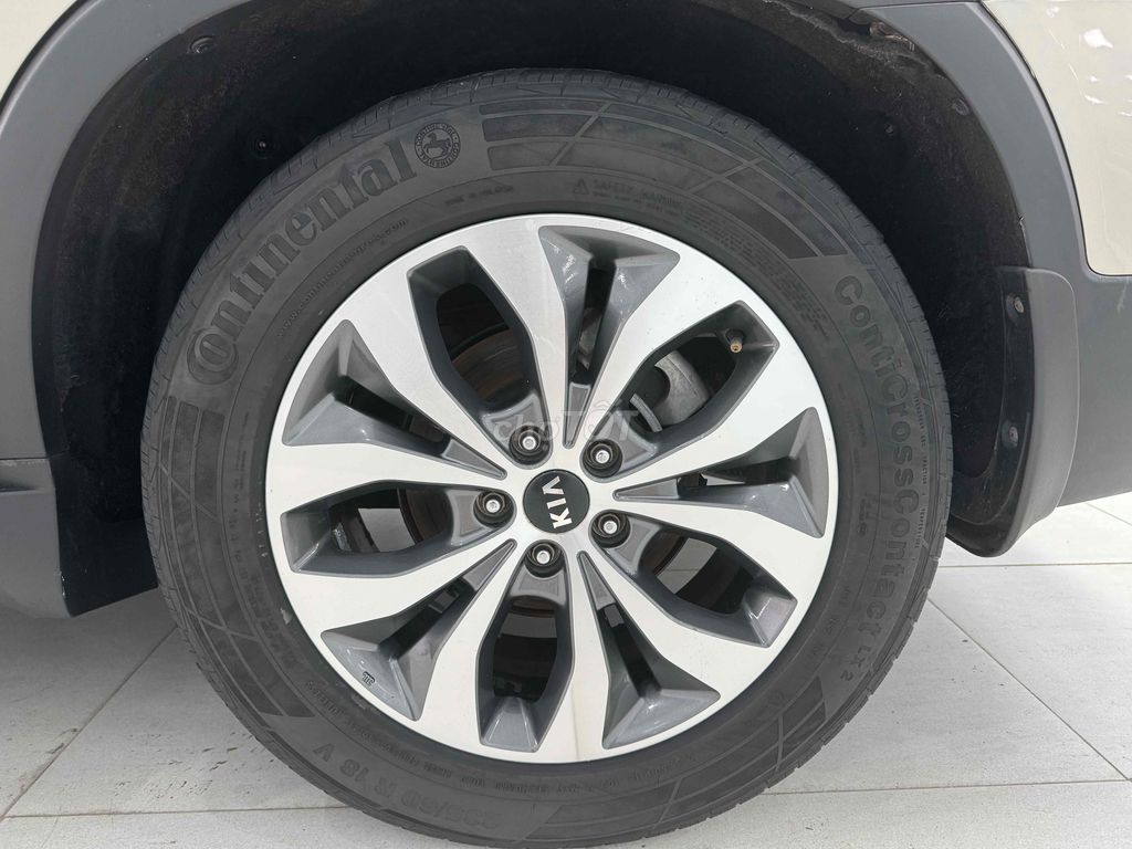 Kia Sorento 2016 2WD 2.4 GATH - 180000 km. Mua bán Ô tô tại Quận 12 Tp Hồ Chí Minh được đăng bởi Tuấn Cường  hình 10