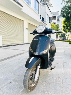 Xe máy điện DK Vespa Roma SX Đen. Mua bán Xe điện tại Quận Nam Từ Liêm Hà Nội được đăng bởi Bùi Anh Dũng