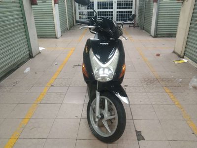 Xe tay ga click 110 đen. Mua bán Xe máy tại Quận 8 Tp Hồ Chí Minh được đăng bởi Lưu Trường Khải