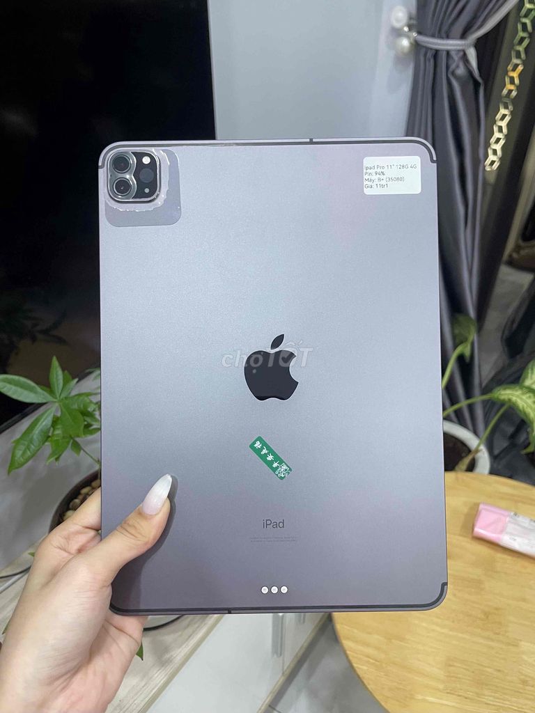 Apple iPad Pro 2020 11 inch 128GB nguyên zin. Mua bán Máy tính bảng tại Huyện Hóc Môn Tp Hồ Chí Minh được đăng bởi Luân Hoài hình 1