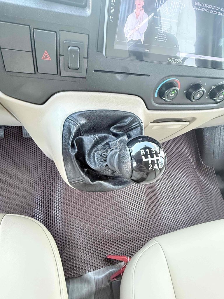 Ford Transit 2017 SVP - 220000 km. Mua bán Ô tô tại Thị xã Thái Hòa Nghệ An được đăng bởi trường lâm hình 10