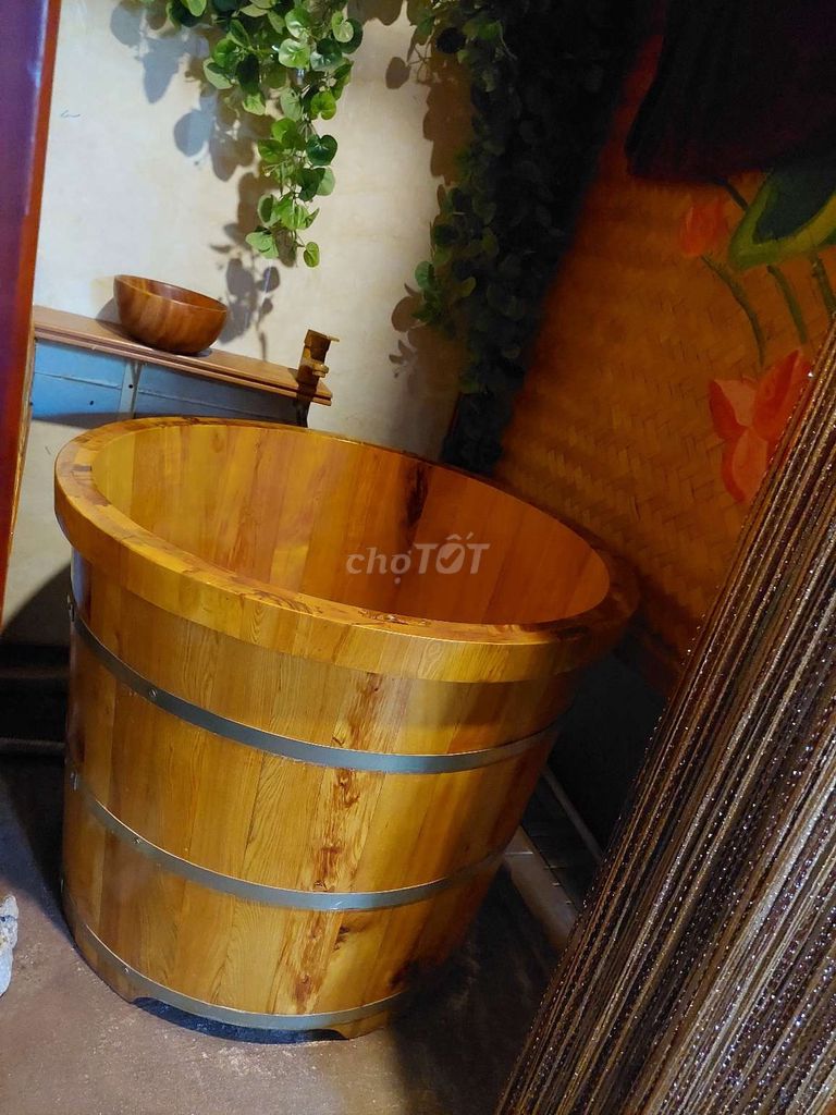 Bồn tắm gỗ Nâu gỗ Spa ngâm thuốc. Mua bán Thiết bị vệ sinh, nhà tắm tại Quận Gò Vấp Tp Hồ Chí Minh được đăng bởi Viet Dung hình 1
