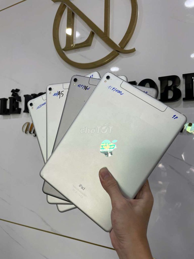 IPad pro 9.7 32/128GB 4G nguyên zin full chức năng