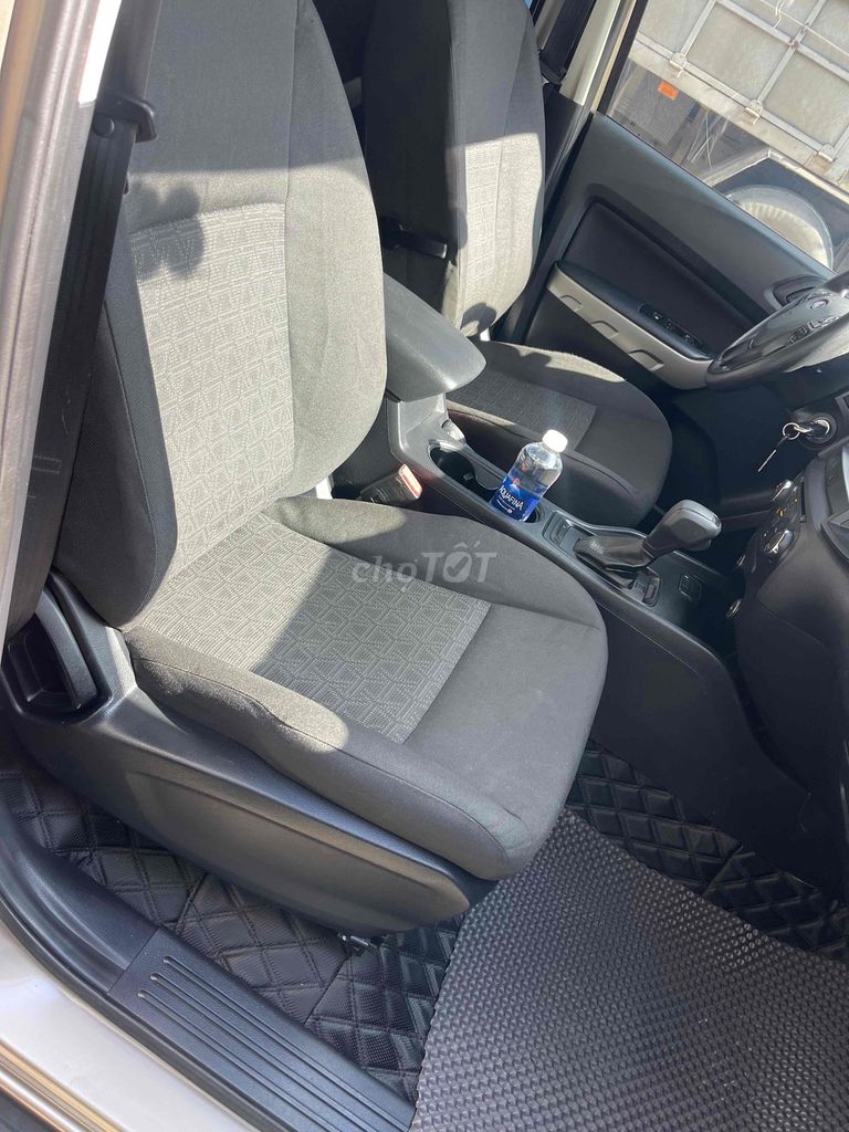 FORD GANGER XLS dầu 2.2 số tự động,một cầu, sx2018. Mua bán Ô tô tại Quận 4 Tp Hồ Chí Minh được đăng bởi A Linh  hình 12