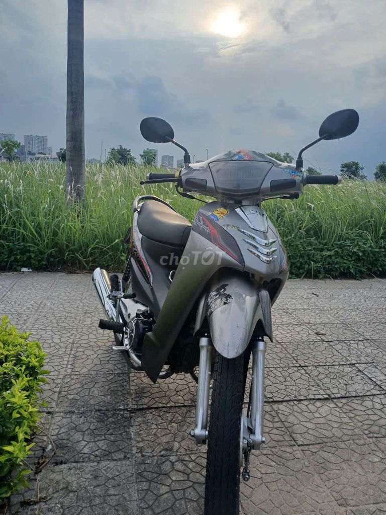 ALLY WS 50 2023 Xám 10000 km. Mua bán Xe máy tại Quận Cầu Giấy Hà Nội được đăng bởi Phong Nguyen kim hình 4