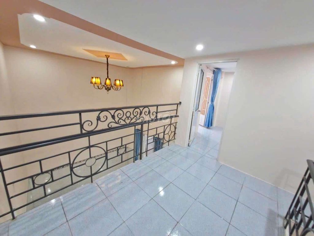 NHÀ 2 TẦNG CẠNH ĐH NGÂN HÀNG – 48m2 - CHỈ 3.05 TỶ- LINH CHIỂU, THỦ ĐỨC. Mua bán nhà ở tại Thành phố Thủ Đức Tp Hồ Chí Minh được đăng bởi Thành BĐS hình 3