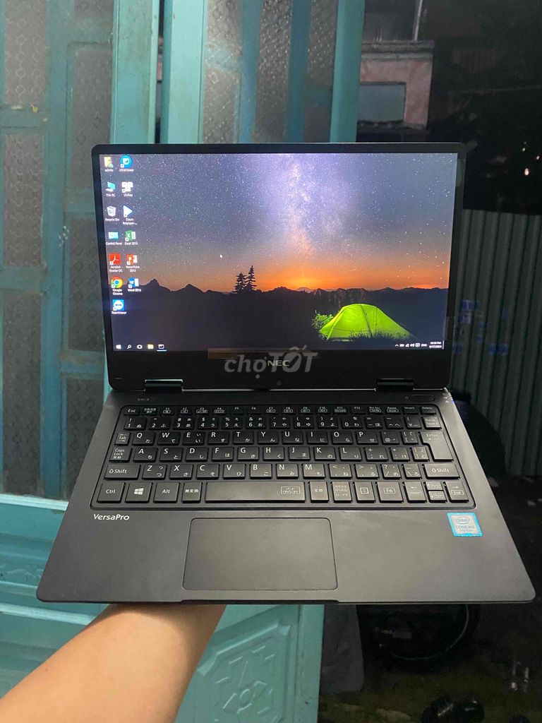 Cần bán laptop siêu mõng gọn đẹp