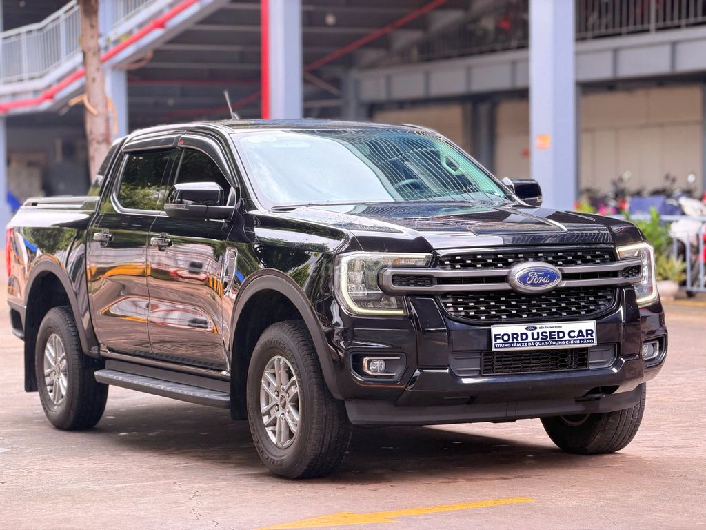 Ford Ranger 2025 почти новый, кредит банка 75%