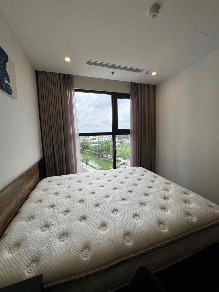 Аренда 1-2-3 спальных квартир в Vinhomes Grand Park, район 9, дешево