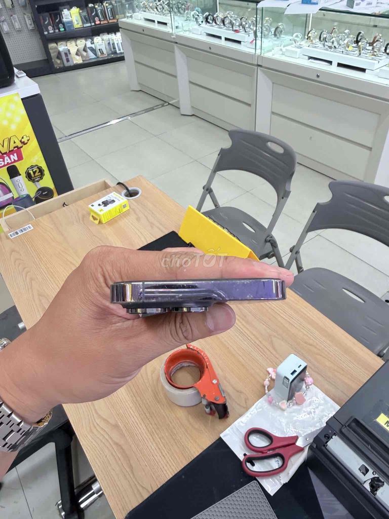 Apple iPhone 14 Pro 256GB Tím. Mua bán Điện thoại tại Thành phố Dĩ An Bình Dương được đăng bởi Khánh hình 1