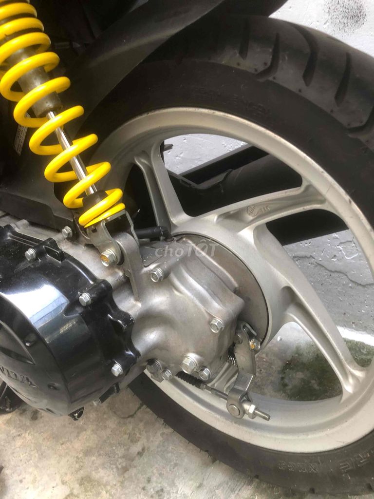 CLICK 110 MÀU ĐEN Đ/K 2008. Mua bán Xe máy tại Quận 3 Tp Hồ Chí Minh được đăng bởi trần tuấn khanh hình 8