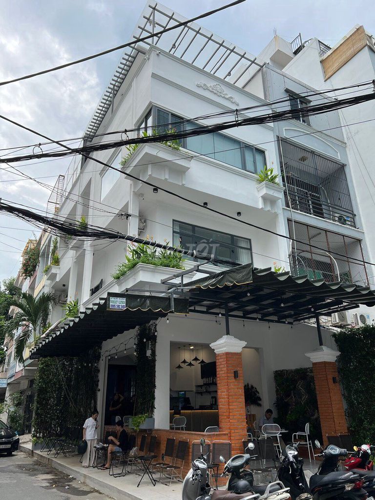Cafe, Nhà hàng góc 2mt đường Sư Vạn Hạnh, p12,Q10 dt 4.7x15m Trệt 3Lầu