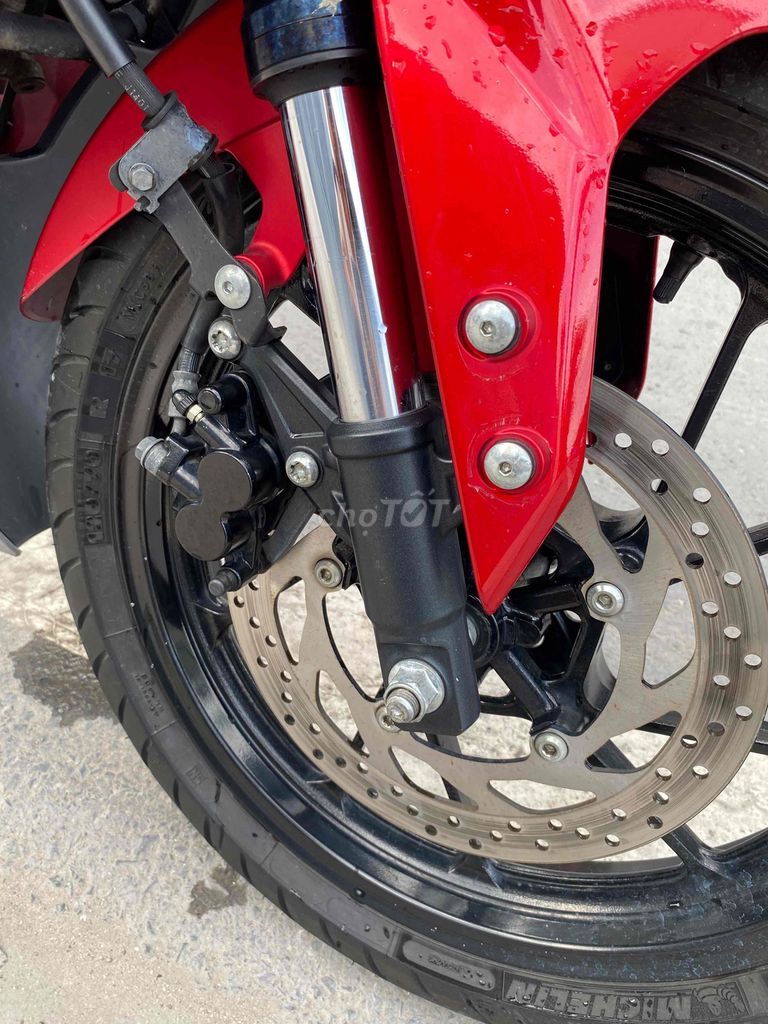 Yamaha R15 2022 màu Đỏ. Mua bán Xe máy tại Huyện Hóc Môn Tp Hồ Chí Minh được đăng bởi xe máy Tùng Liên  hình 7